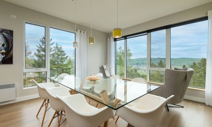 Baie-St-Paul Apartment | Unforgettable Stays at La Pignoronde with Pool & Breakfast