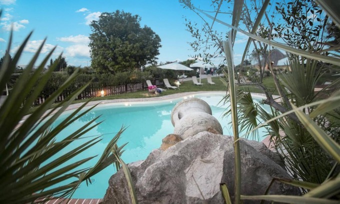 Codrongianos House | Relax at La Pinnetta: Poolside Retreat in Codrongianos