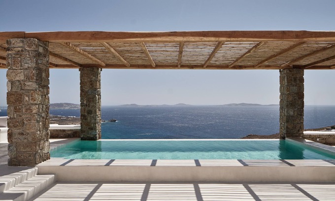 Houlakia Villa | La Piscine: Mykonos Retreat with Breathtaking Sea Views
