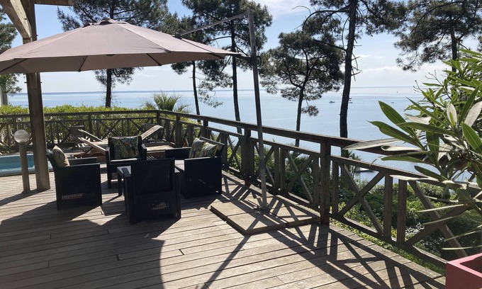 Lege-Cap-Ferret Villa | Cozy Villa with Ocean View & Hot Tub, Steps from the Beach