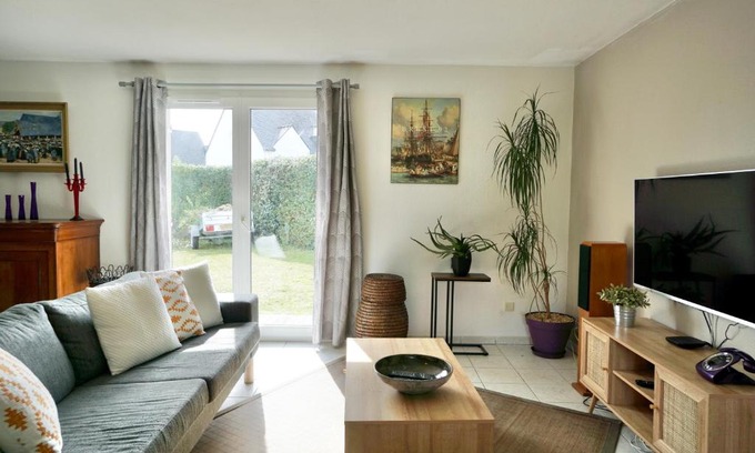 Tregunc House | Discover La Pointe de Sel: Family-Friendly Retreat Awaits