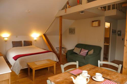 Herbaimont Apartment | Discover La Pommeraie - Le Coin Ardenne: Guest Rated 8.6