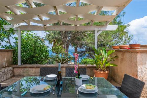Marina di Marittima Apartment | Discover La Porta Sul Mare with Family & Pet-Friendly Comfort