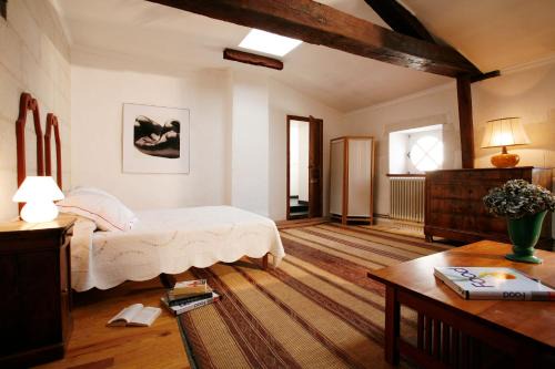 Saintes Bed & Breakfast | Experience La Porte Rouge - The Red Door Inn by the Sea