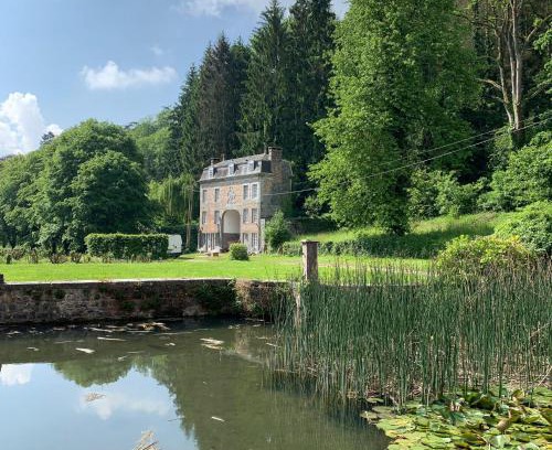 Marche-les-Dames House | Family-Friendly Stay at La Porterie de l’Abbaye