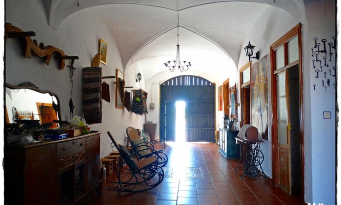 La Nava de Santiago House | Discover La Posá: 4-Star Stay with Family-Friendly Amenities