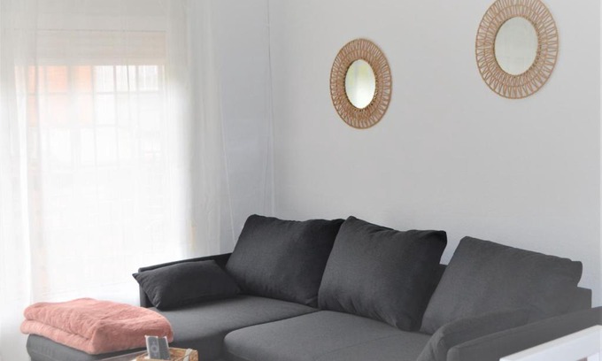 Parque Cruz Conde Apartment | Pet-Friendly Escape at La Posada Cordobesa - 8.4/10 Rating