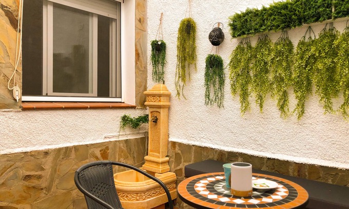 Carrascalejo House | Discover La Posada del 42: Family-Friendly with Spa & Breakfast