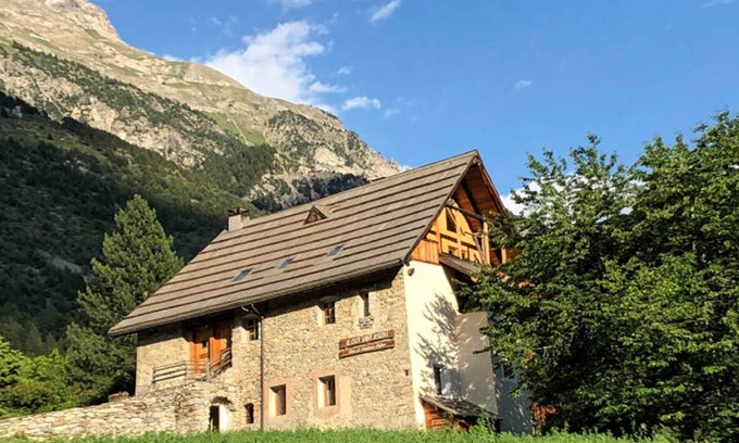 Vallouise-Pelvoux Apartment | Cozy La Pousterle Room for 2-3 Guests with Breakfast