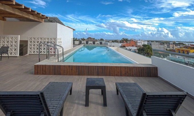 Centro - Supmza 001 Hotel | Discover La Poza: Top-Rated Hotel with Pool & Spa