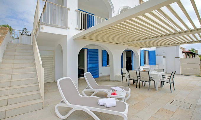 Marina di Pescoluse House | Seaside La Primula Apartment 1 with Family-Friendly Amenities