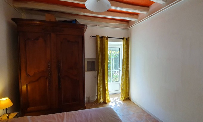 Razines House | Ideal Getaway at La Prunelière: 3 Gîtes for Families
