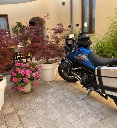 L'Aquila Apartment | Pet-Friendly Retreat at La Pulchella - Rated 9.1/10