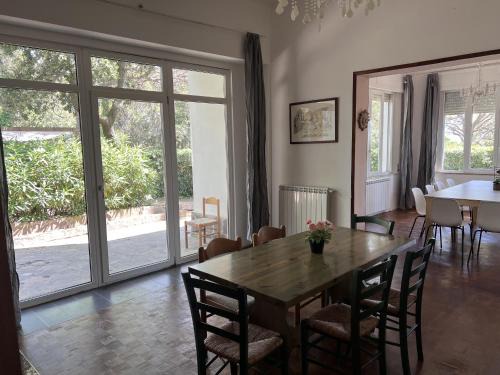 Quercianella Apartment | Family-Friendly Retreat at La Quercetta: Pet Welcomes Too!