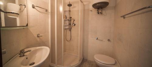 Villanova Monteleone Apartment | Pet-Friendly Il Corallo E La Quercia Apartment Awaits You