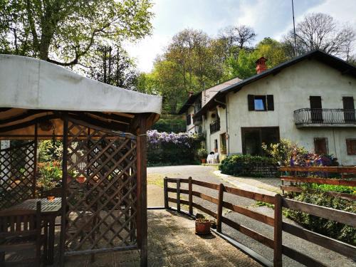 Boves House | Discover La Quiete nel Verde: Guest Rated 9.8, Pet Friendly