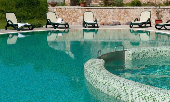 Romeno Hotel | Discover La Quiete Resort: Guest Rated 9.6 with Pool & Spa