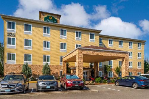 Auburn Hotel | Pet-Friendly Getaway at La Quinta by Wyndham Auburn