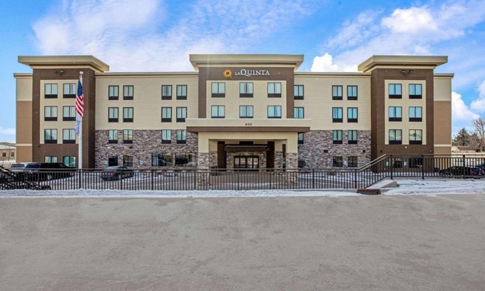 Gillette Hotel | Experience Comfort at La Quinta by Wyndham Gillette