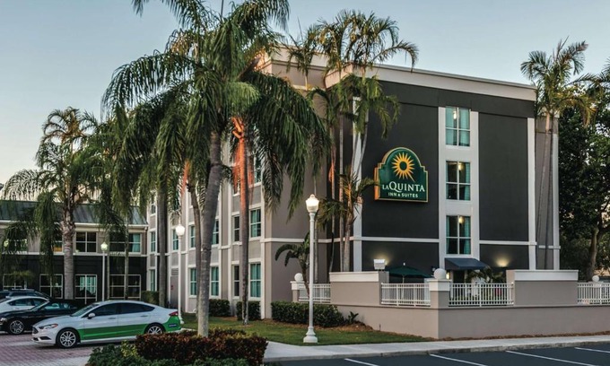 Plantation Hotel | Pet-Friendly Retreat at La Quinta by Wyndham Plantation