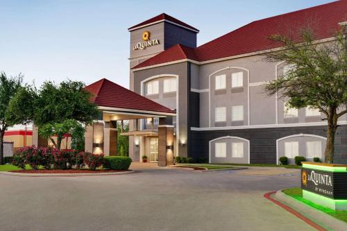 Stephenville Hotel | Cozy Retreat at La Quinta by Wyndham Stephenville