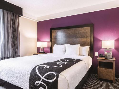 Shreveport Hotel | Cozy Getaway at La Quinta by Wyndham Shreveport Airport