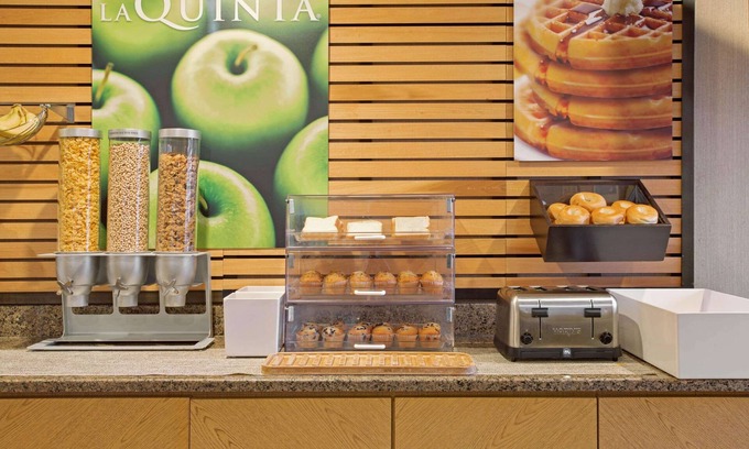 Auburn Hotel | Pet-Friendly Comfort at La Quinta Inn by Wyndham Auburn