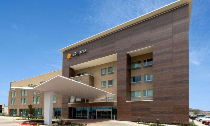 Round Rock Hotel | Pet-Friendly Retreat at La Quinta Inn & Suites Round Rock