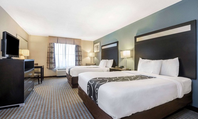 Glendive Hotel | Top-Rated La Quinta Inn & Suites in Glendive – Pet Friendly!