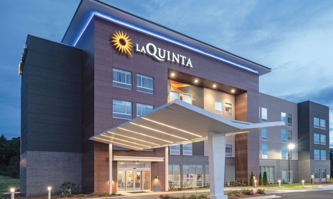 Opelika Hotel | Comfortable Stay at La Quinta Inn & Suites Opelika Auburn