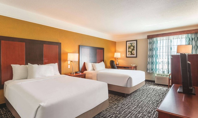 Deming Hotel | Comfortable Stay at La Quinta Inn & Suites in Deming