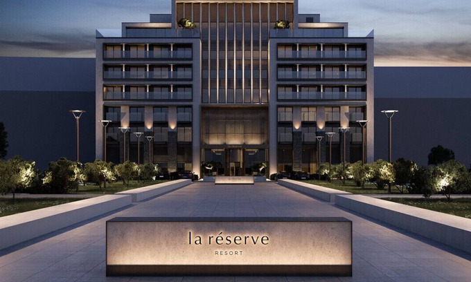 Albertstrand Hotel | Indulge in Luxury at La Réserve - 5 Star with Spa & Pool