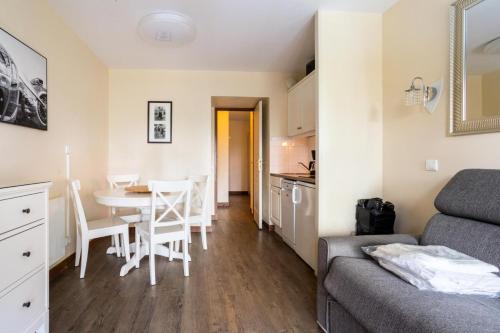 Deauville Apartment | Pet-Friendly La Résidence du Golf: Perfect Family Retreat