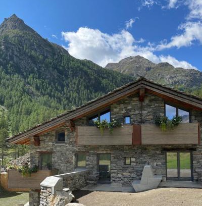 Rhemes-Notre-Dame House | Experience Comfort at LA RÊVERIE DE THUMEL - 4-Star Stay