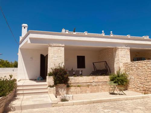 Ostuni House | Family-Friendly Getaway at La Racioppola - Rated 9.6/10