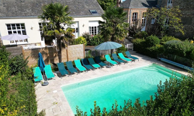 Missillac House | Experience LA RECREATION: A Historic Oceanfront Retreat