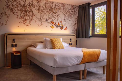 Liffre Hotel | Discover La Reposée: Family-Friendly Retreat with Spa & Pool
