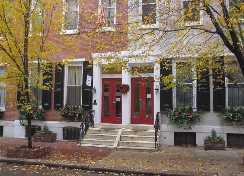 Center City Bed & Breakfast | Experience La Reserve Bed and Breakfast: Rated 9.1/10