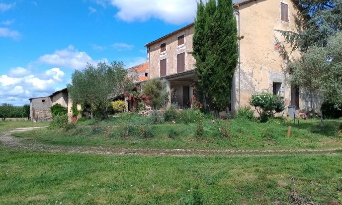 Damazan House | Pet-Friendly Getaway at La Rivière - Rated 8.6/10