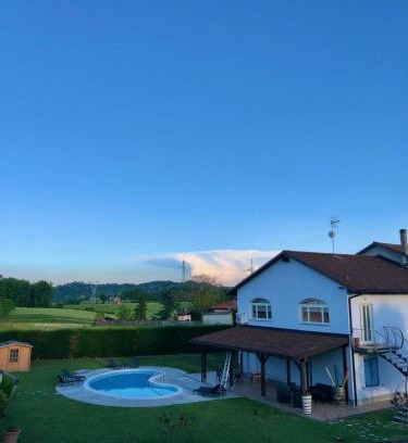 Tigliole House | Discover La RonduLina: Family-Friendly with Pool & Hot Tub