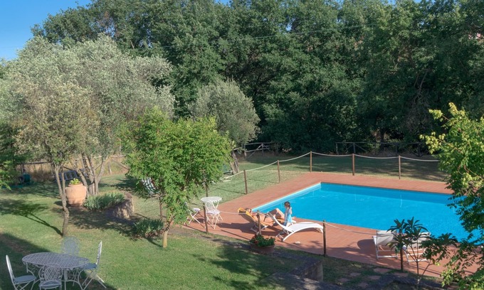 Ferretto Apartment | Discover Comfort at LA ROSA CANINA - Pet Friendly Stays