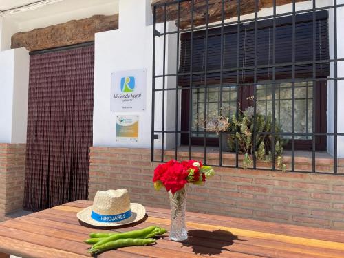 Hinojares House | Explore La Rosita: 4-Star Rural Retreat with Hot Tub