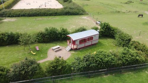 Cheux House | Pet-Friendly La Roulotte des Matis with Oceanfront Views