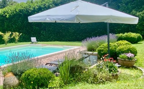 Champagnac-de-Belair Villa | Discover la Roussarie: Family-Friendly Stay with Pool