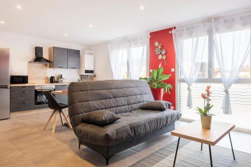 Docelles Apartment | La route verte