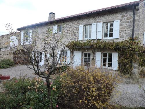 Grazac Bed & Breakfast | Inviting Stay at La sérénité: Kid-Friendly & Well-Equipped
