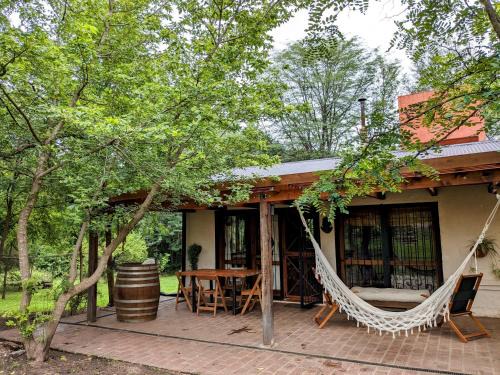 Agua de Oro House | Exceptional La Salamdra: Family-Friendly with Pool & Breakfast