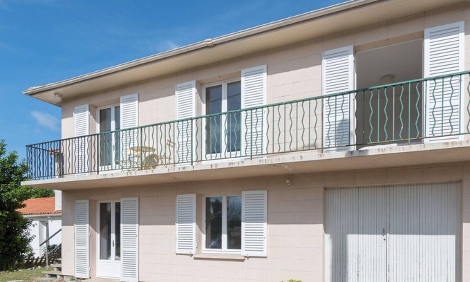 Bourgneuf-en-Retz House | Relaxing Retreat in a Tranquil Cul-de-Sac with Spa