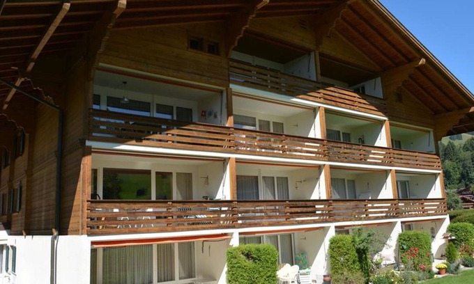 Saanenmöser Apartment | Discover La Sarine 324: Top-Rated Stays with Spa & Kids' Area