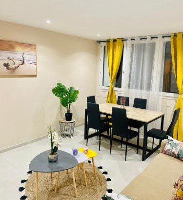 Beauvais Apartment | Convenient La Saveur Tropicale Near City Center & Airport